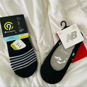 Bundle of invisible liner socks